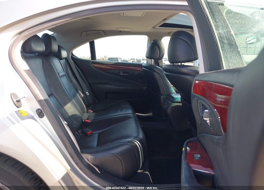 2008 LEXUS LS 460 VIN: JTHBL46F185073510