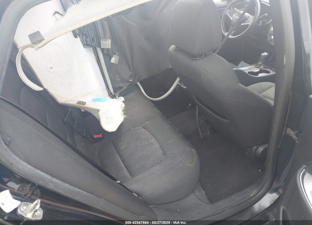 2019 CHEVROLET MALIBU VIN: 1G1ZD5ST4KF139217