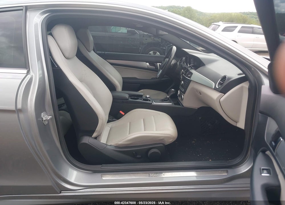 2012 MERCEDES-BENZ C 250 VIN: WDDGJ4HB5CF745892