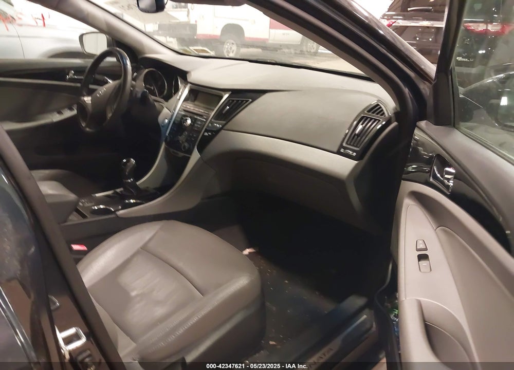 2011 HYUNDAI SONATA VIN: 5NPEC4AC0BH299248