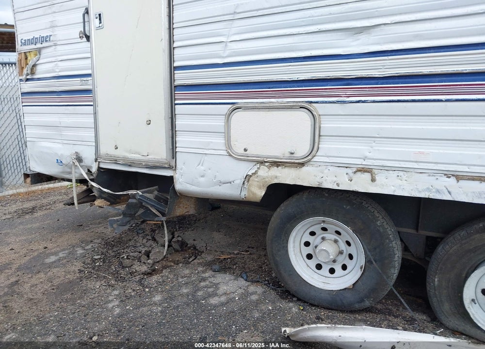 1998 FOREST RIVER SANDPIPER VIN: 4X4TSAA26WC011499