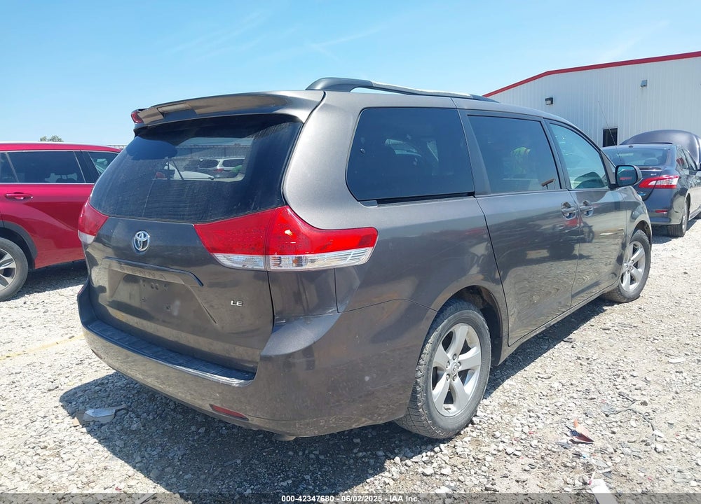 2011 TOYOTA SIENNA LE V6/LE V6 AUTO ACCESS SEAT VIN: 5TDKK3DC9BS011541