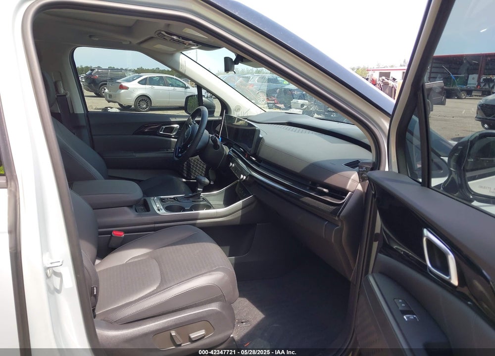 2025 KIA CARNIVAL MPV VIN: KNDNE5K30S6458925
