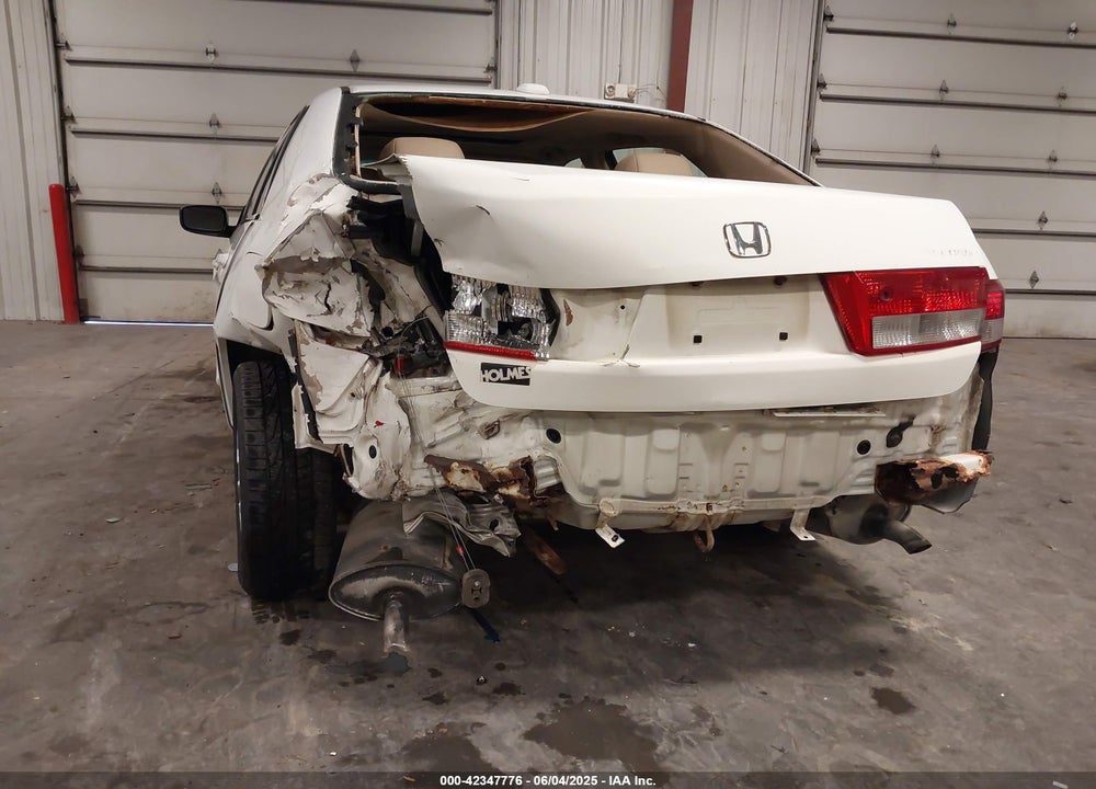 2004 HONDA ACCORD 3.0 EX VIN: 1HGCM66504A004445