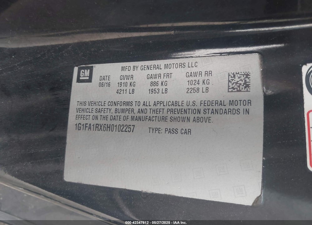 2017 CHEVROLET CAMARO VIN: 1G1FA1RX6H0102257