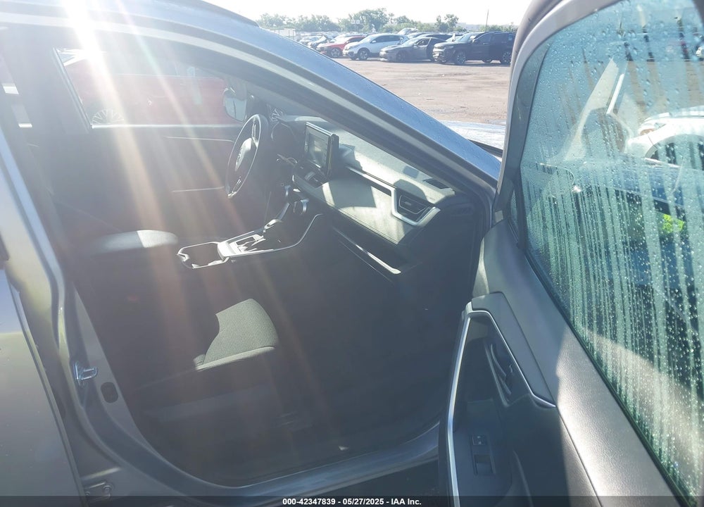 2021 TOYOTA RAV4 VIN: 2T3H1RFV6MW137050