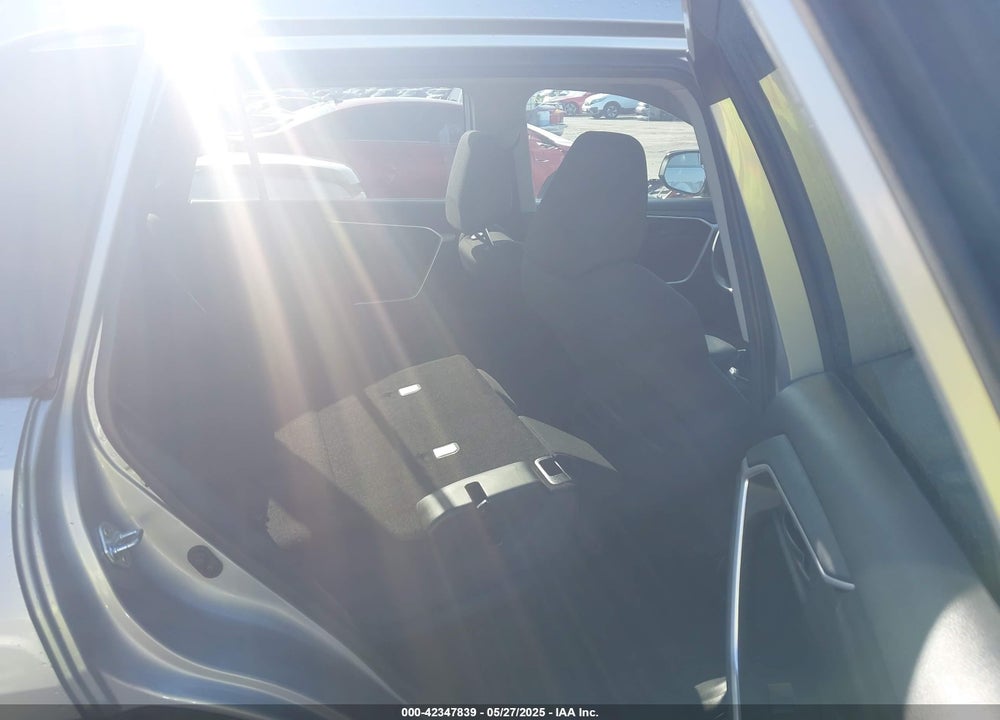2021 TOYOTA RAV4 VIN: 2T3H1RFV6MW137050