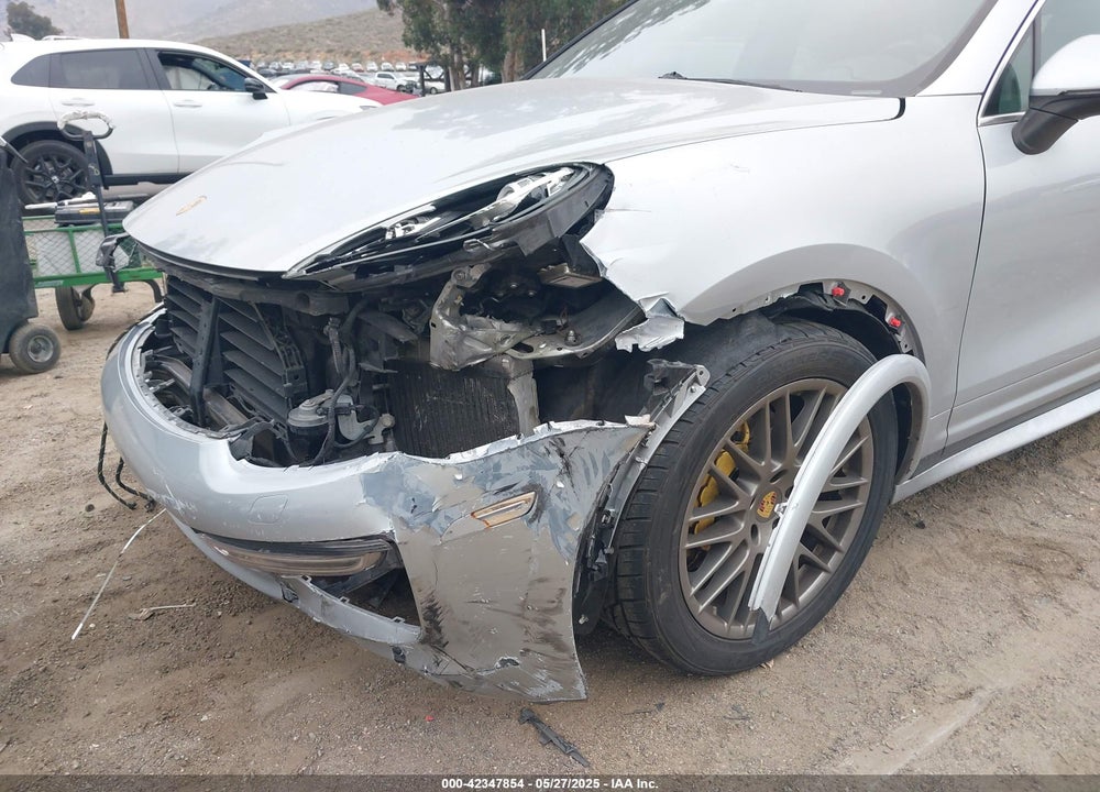 2017 PORSCHE CAYENNE VIN: WP1AB2A2XHLA51668