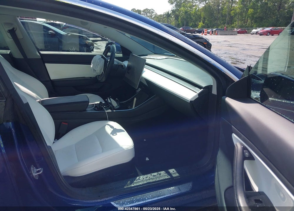 2020 TESLA MODEL 3 STANDARD RANGE PLUS REAR-WHEEL DRIVE/STANDARD RANGE REAR-WHEEL DRIVE VIN: 5YJ3E1EA4LF591056