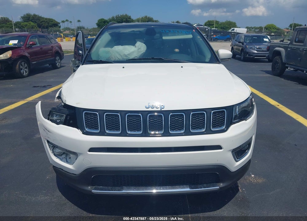 2019 JEEP COMPASS LIMITED FWD VIN: 3C4NJCCBXKT725774