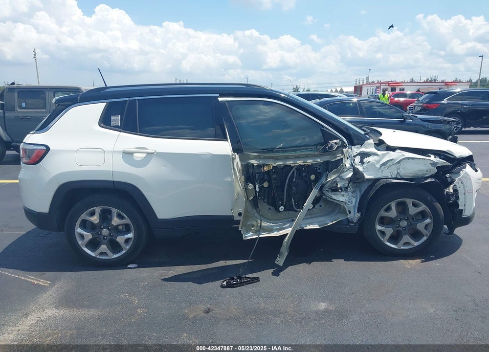 2019 JEEP COMPASS LIMITED FWD VIN: 3C4NJCCBXKT725774