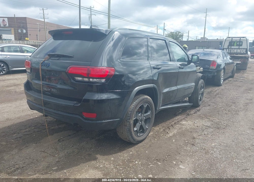 2018 JEEP GRAND CHEROKEE VIN: 1C4RJFAG1JC492444