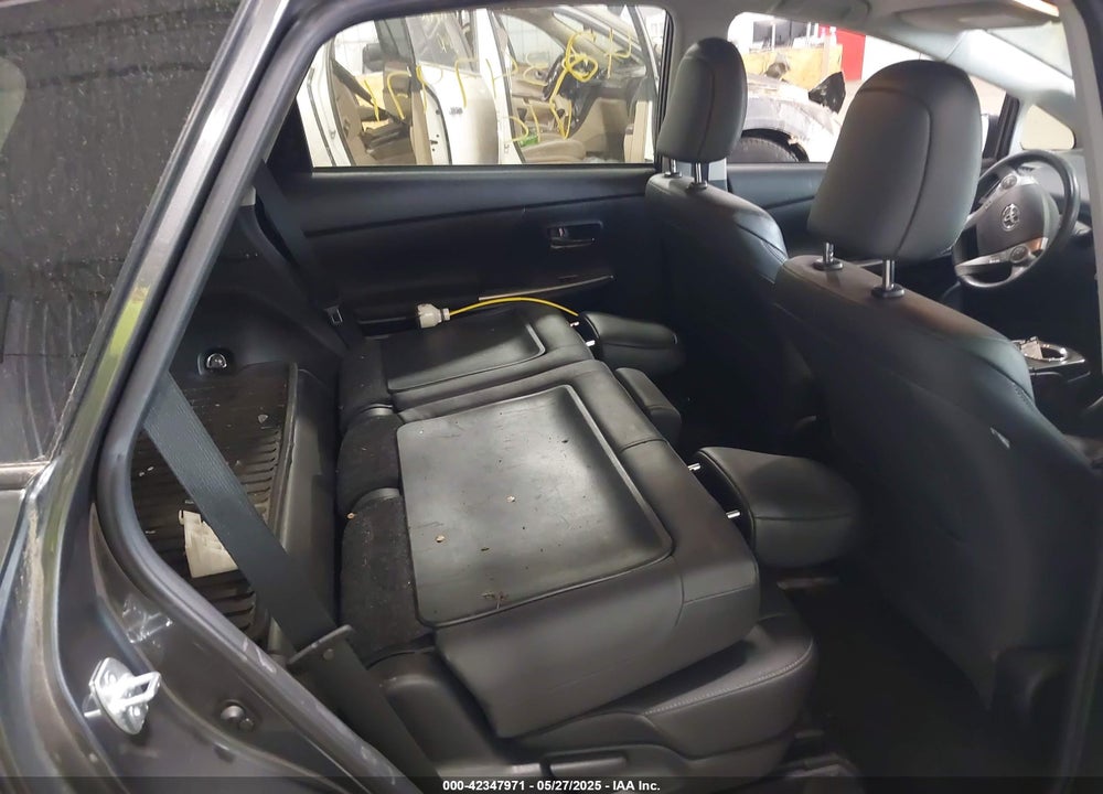 2016 TOYOTA PRIUS V FIVE/FOUR/THREE/TWO VIN: JTDZN3EU8GJ043883