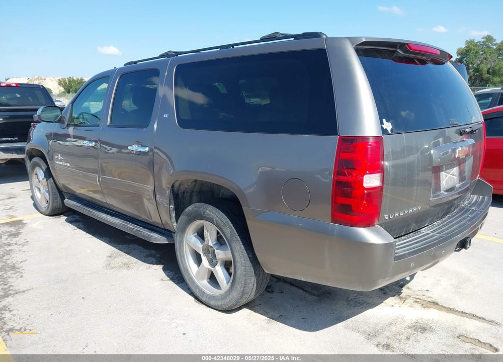 2011 CHEVROLET SUBURBAN 1500 LT1 VIN: 1GNSCJE03BR396610