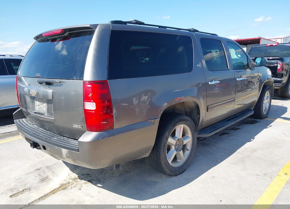 2011 CHEVROLET SUBURBAN 1500 LT1 VIN: 1GNSCJE03BR396610