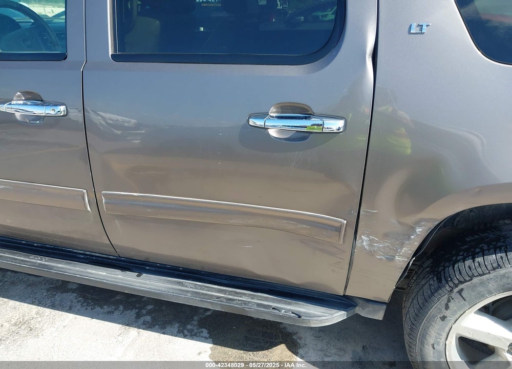 2011 CHEVROLET SUBURBAN 1500 LT1 VIN: 1GNSCJE03BR396610