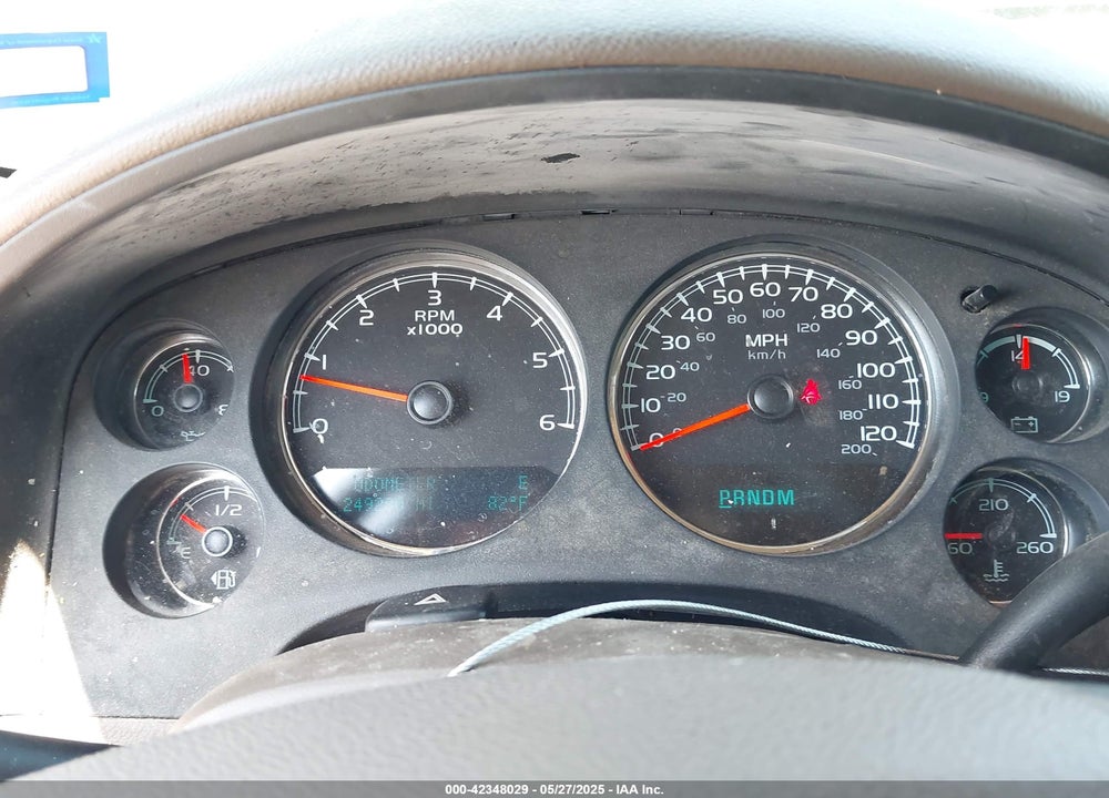 2011 CHEVROLET SUBURBAN 1500 LT1 VIN: 1GNSCJE03BR396610
