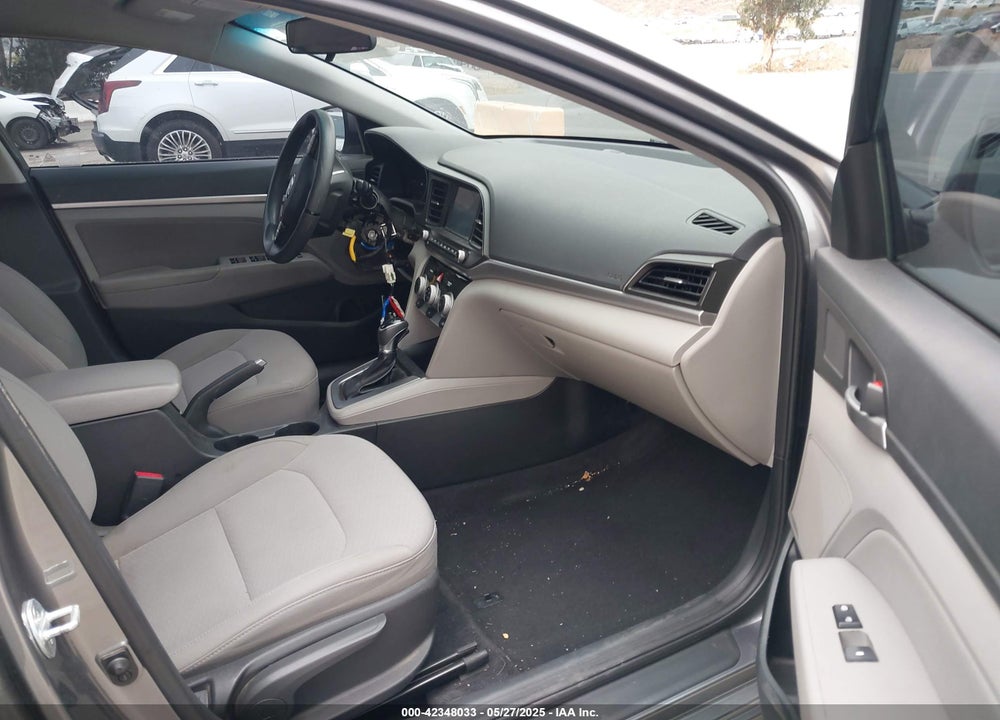 2019 HYUNDAI ELANTRA SEL VIN: 5NPD84LF7KH446895