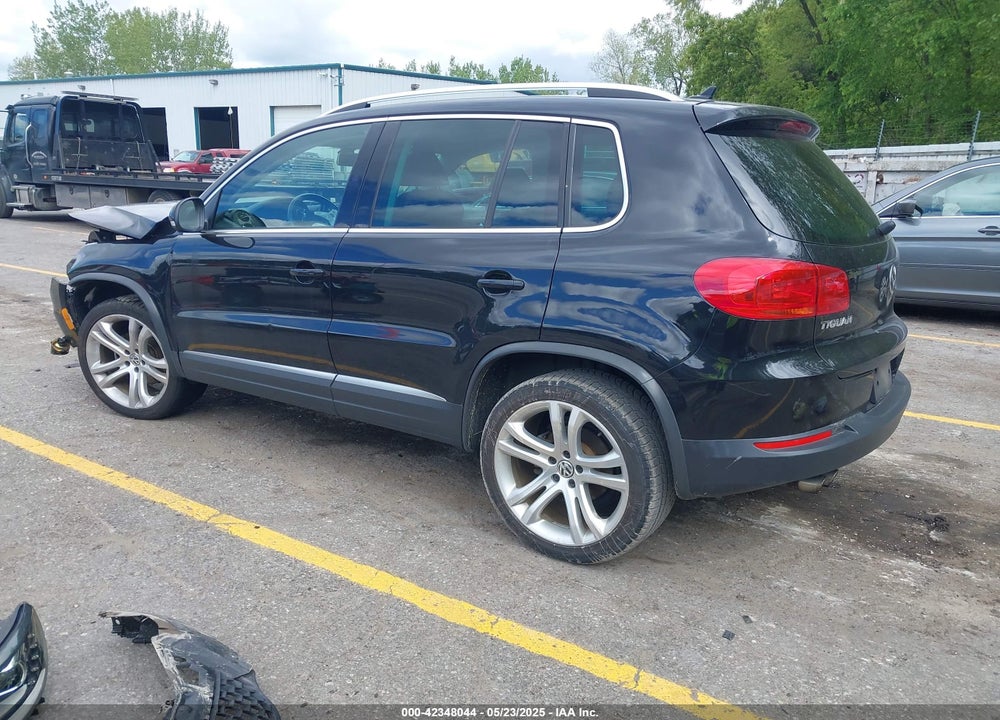 2013 VOLKSWAGEN TIGUAN VIN: WVGBV7AX4DW522207