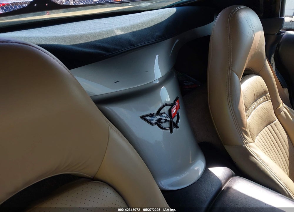 2000 CHEVROLET CORVETTE VIN: 1G1YY32G7Y5100496