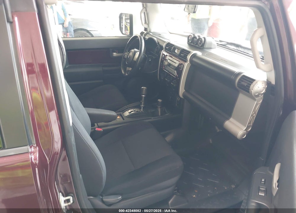 2007 TOYOTA FJ CRUISER VIN: JTEBU11F670079489