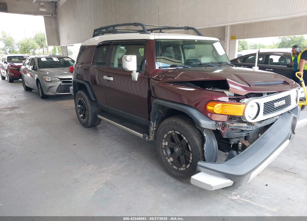 2007 TOYOTA FJ CRUISER VIN: JTEBU11F670079489