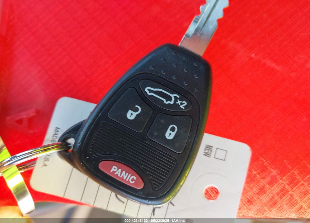 2014 CHRYSLER 200 VIN: 1C3CCBBB8EN117872
