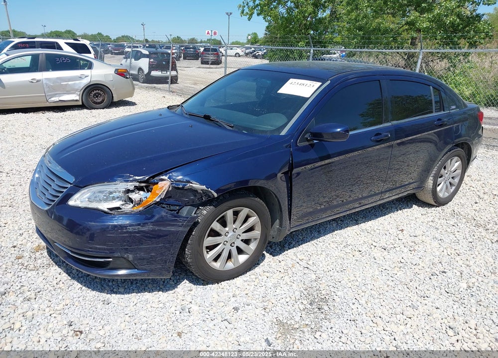 2014 CHRYSLER 200 VIN: 1C3CCBBB8EN117872