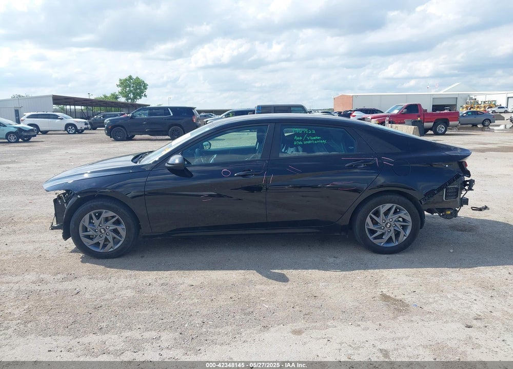 2024 HYUNDAI ELANTRA HYBRID VIN: KMHLM4DJ5RU097712
