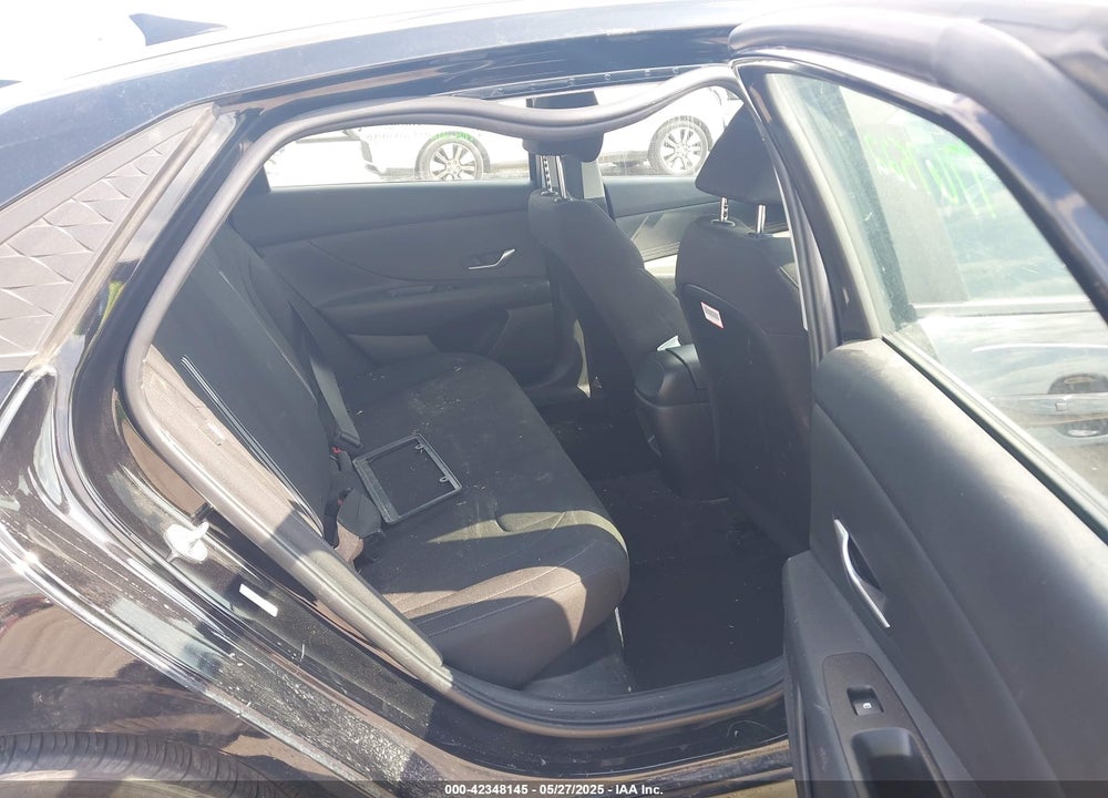 2024 HYUNDAI ELANTRA HYBRID VIN: KMHLM4DJ5RU097712