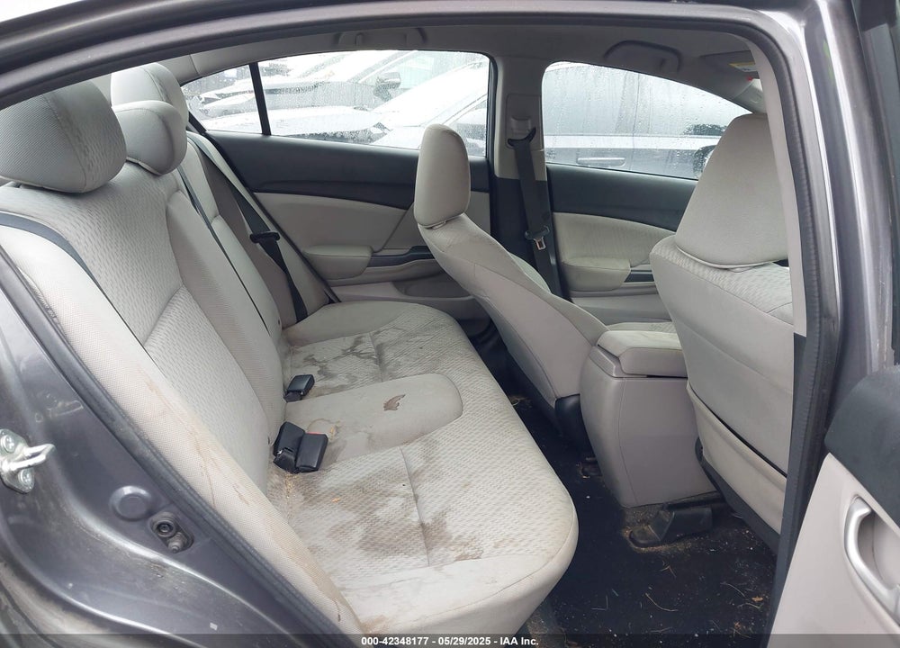 2014 HONDA CIVIC VIN: 2HGFB2E51EH530826