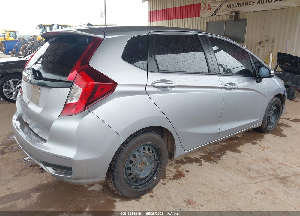 2018 HONDA FIT VIN: 3HGGK5H4XJM735209