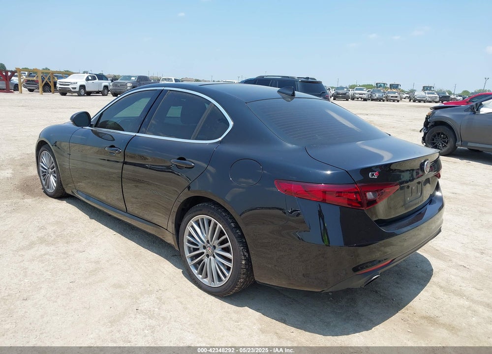 2018 ALFA ROMEO GIULIA VIN: ZARFAEEN9J7576371