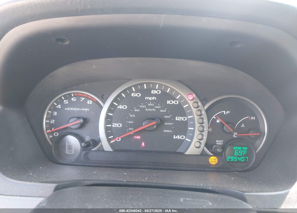 2004 HONDA PILOT EX VIN: 2HKYF18414H570130
