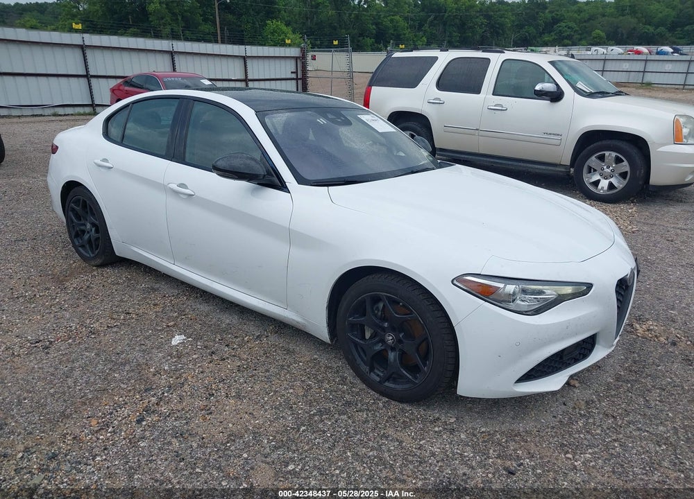 2021 ALFA ROMEO GIULIA RWD VIN: ZARFAMAN8M7639352