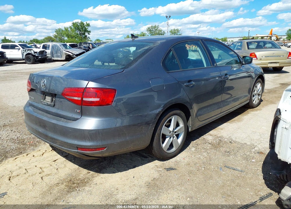 2015 VOLKSWAGEN JETTA 1.8T SE VIN: 3VWD07AJ7FM348009