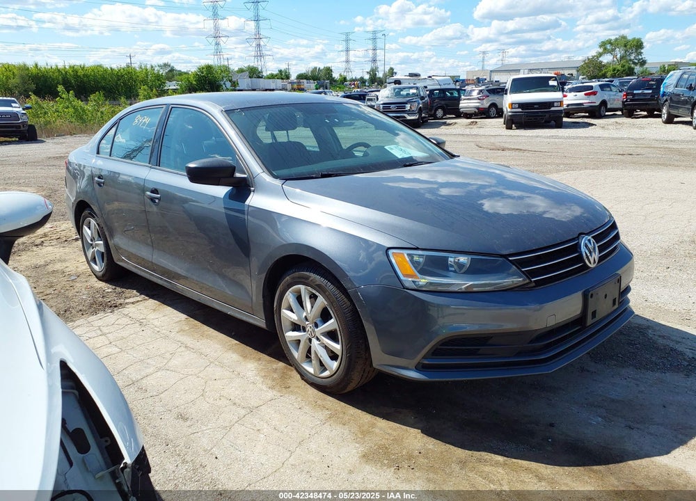 2015 VOLKSWAGEN JETTA 1.8T SE VIN: 3VWD07AJ7FM348009