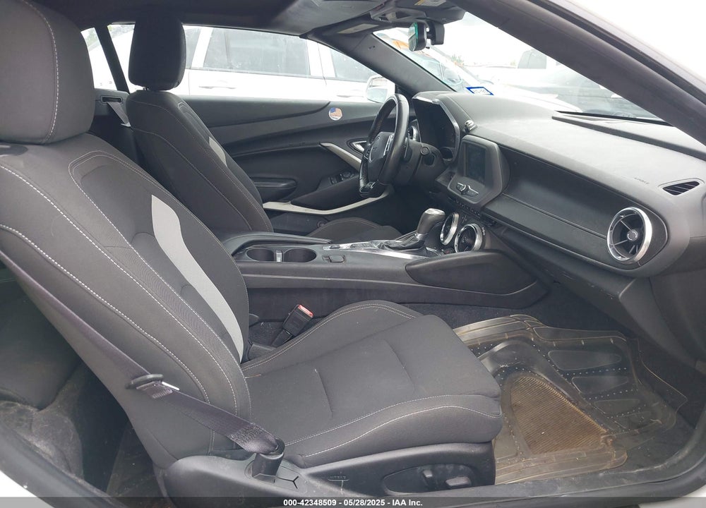 2017 CHEVROLET CAMARO 1LT VIN: 1G1FB3DX9H0119439
