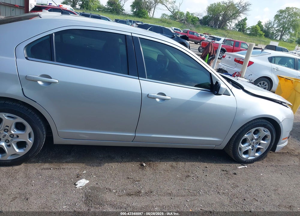 2010 FORD FUSION SE VIN: 3FAHP0HA3AR163647
