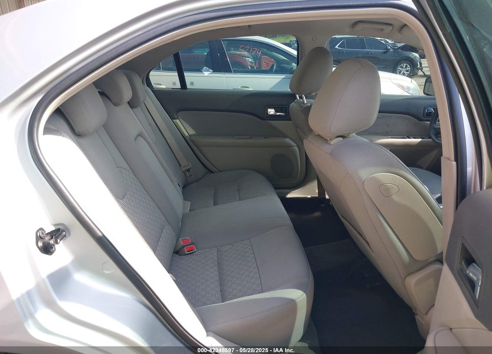 2010 FORD FUSION SE VIN: 3FAHP0HA3AR163647