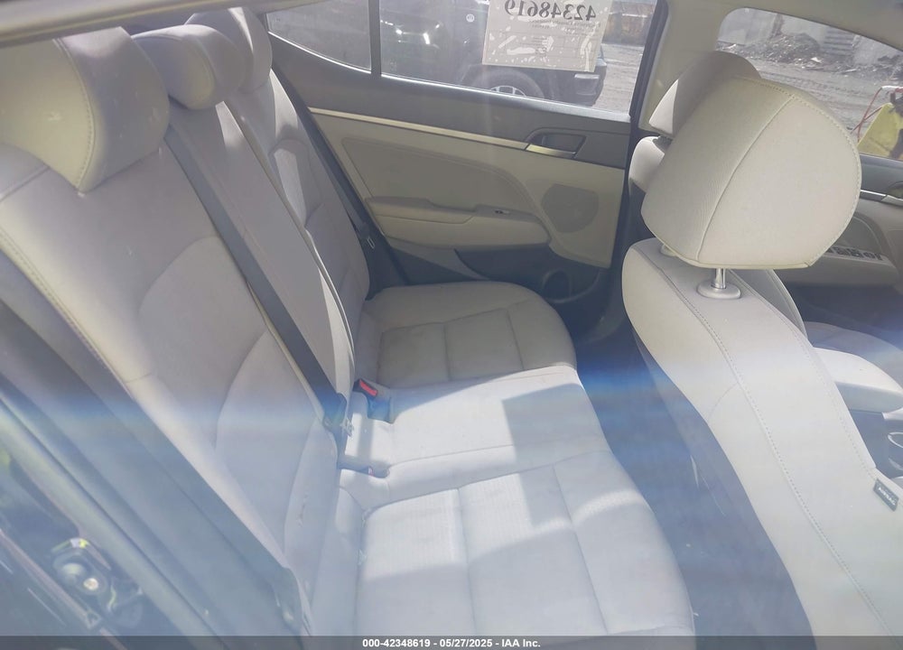 2018 HYUNDAI ELANTRA SEL VIN: KMHD84LF6JU475448