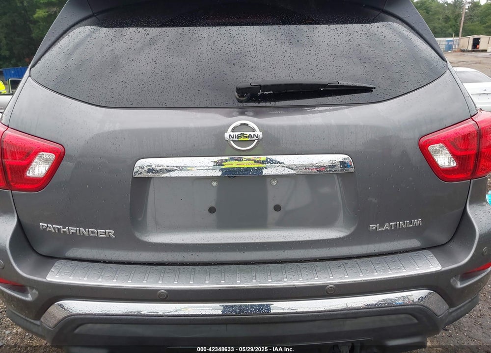2017 NISSAN PATHFINDER VIN: 5N1DR2MN0HC610527