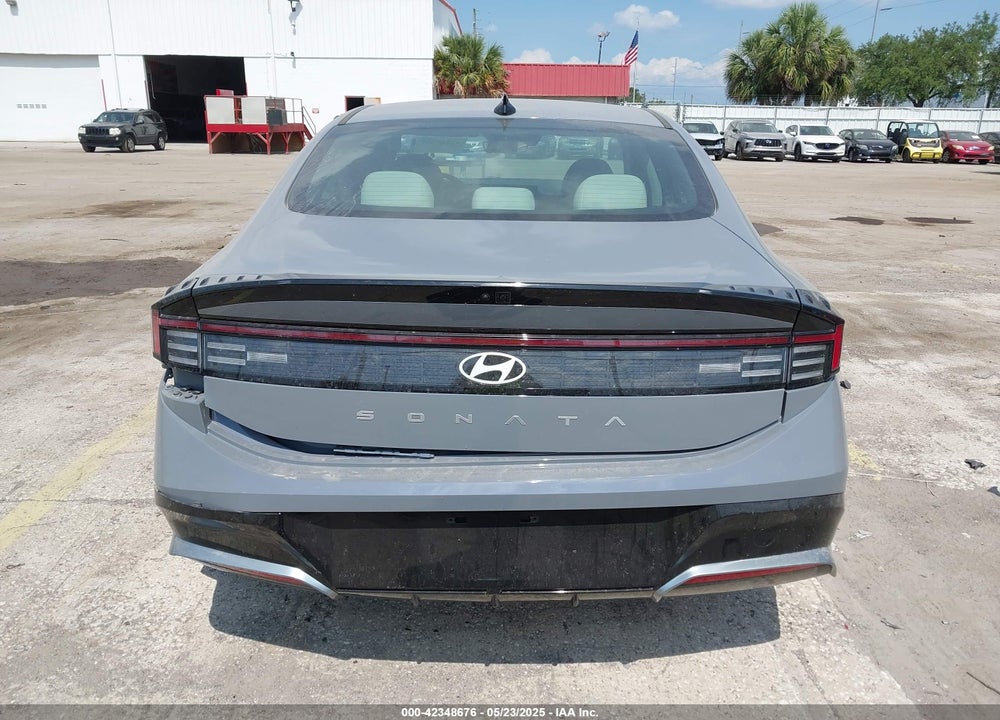 2025 HYUNDAI SONATA SEL VIN: KMHL64JAXSA452394