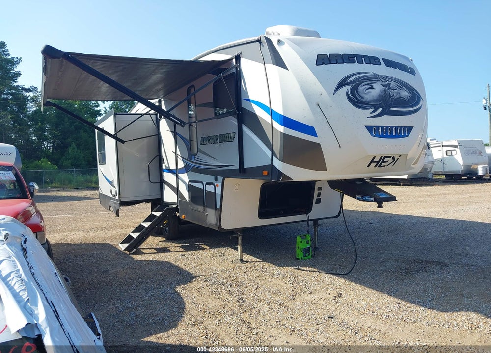 2018 FOREST RIVER CHEROKEE VIN: 5ZT3CKUB8J2700283