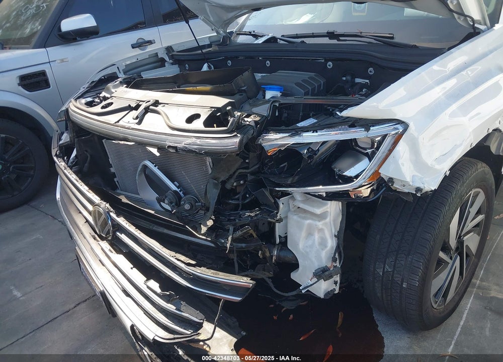 2024 VOLKSWAGEN ATLAS VIN: 1V2WR2CA0RC566475