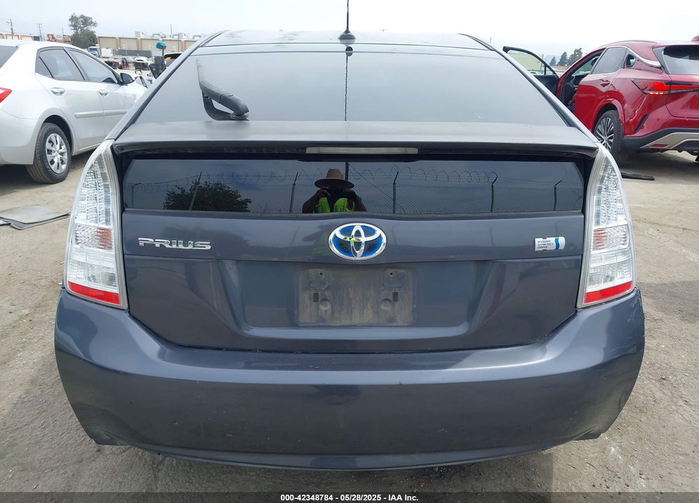 2011 TOYOTA PRIUS VIN: JTDKN3DU6B1408413