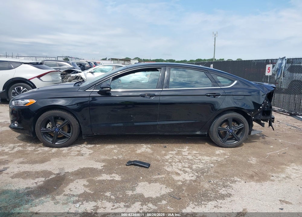 2016 FORD FUSION VIN: 3FA6P0H77GR327180