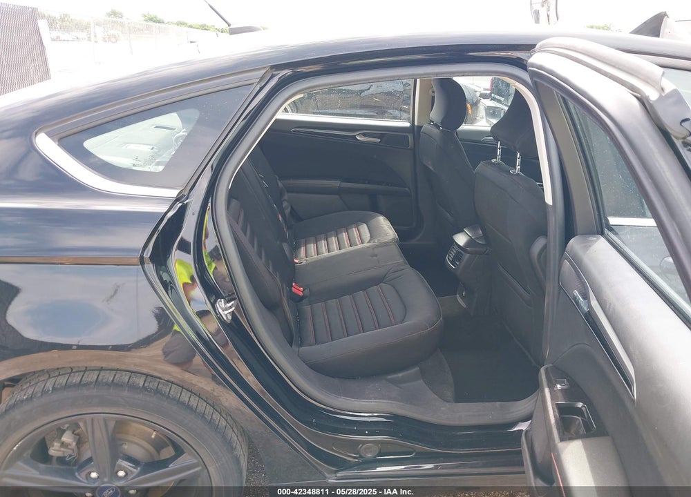 2016 FORD FUSION VIN: 3FA6P0H77GR327180
