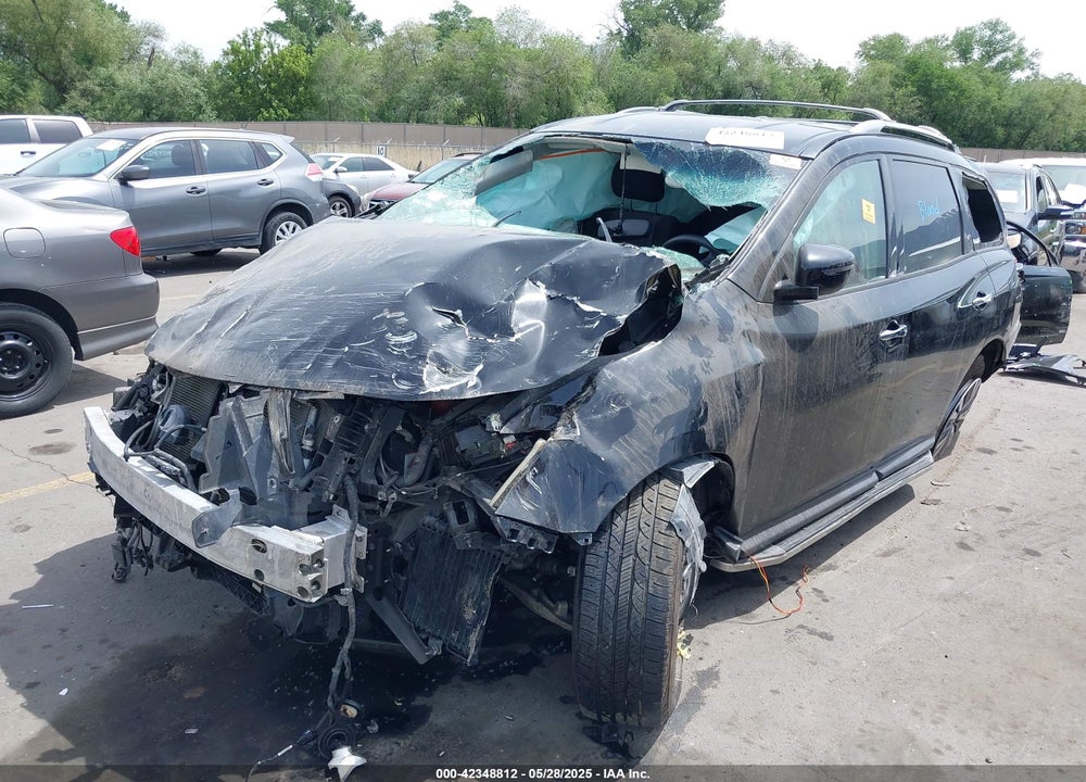 2018 NISSAN PATHFINDER VIN: 5N1DR2MM4JC636562
