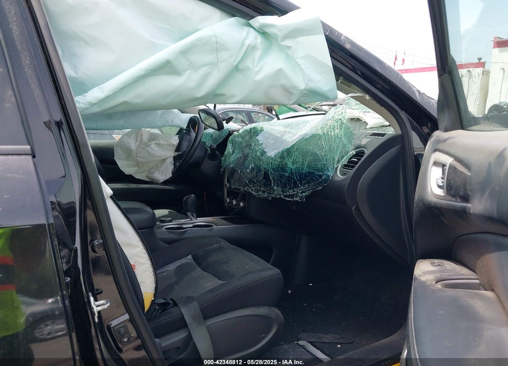 2018 NISSAN PATHFINDER VIN: 5N1DR2MM4JC636562